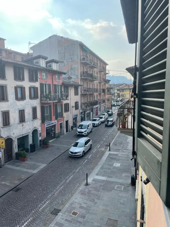 Accademia Family Apartment Bergamo 0*,  Italy